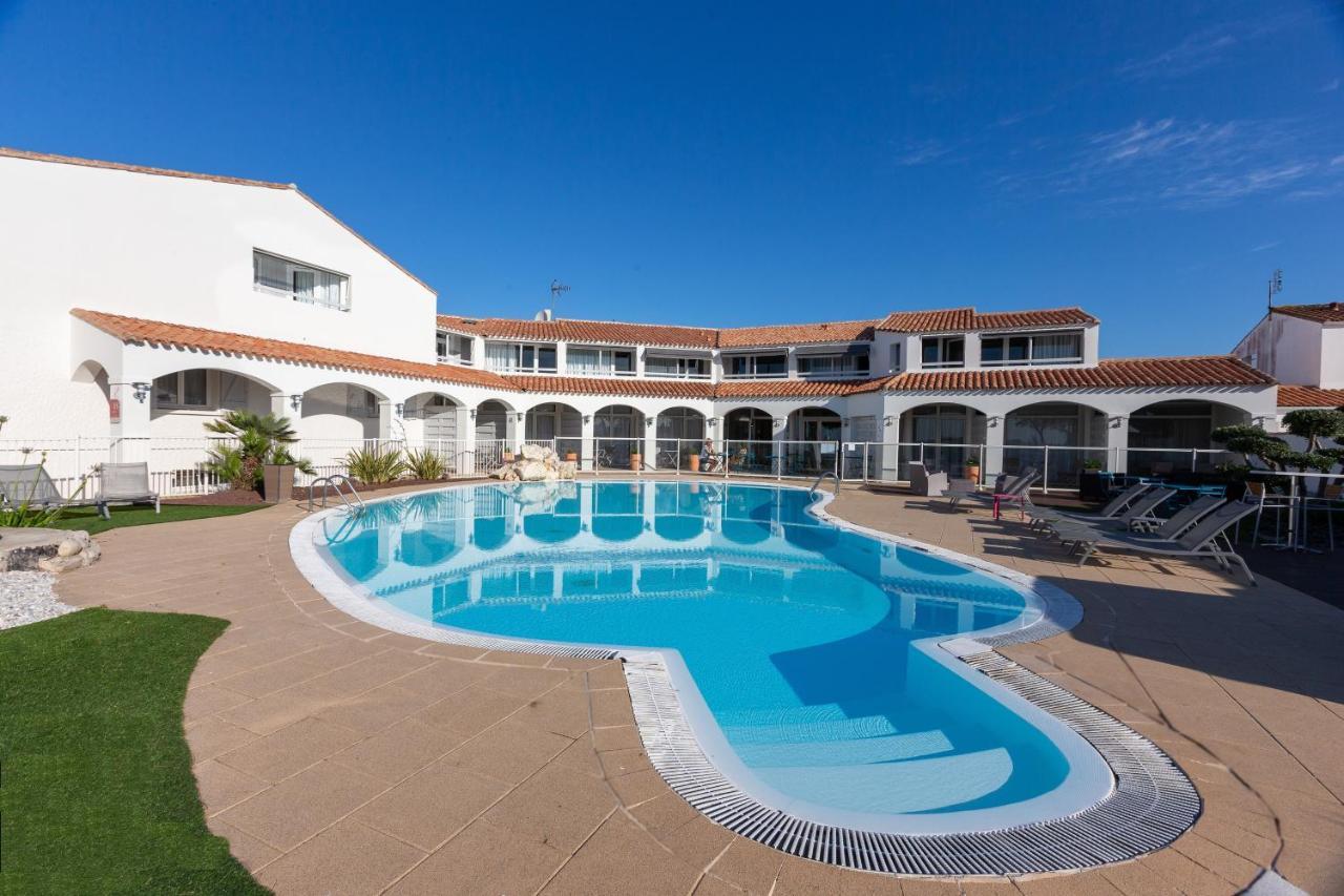 Hotel Restaurant Le Grand Large - Face A La Plage - Ile De Re Rivedoux-Plage Exterior foto