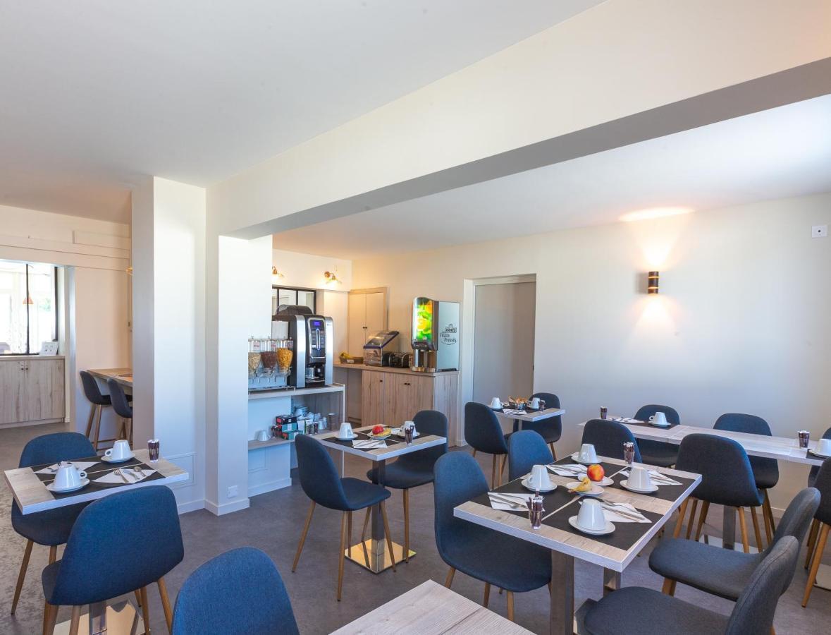 Hotel Restaurant Le Grand Large - Face A La Plage - Ile De Re Rivedoux-Plage Exterior foto