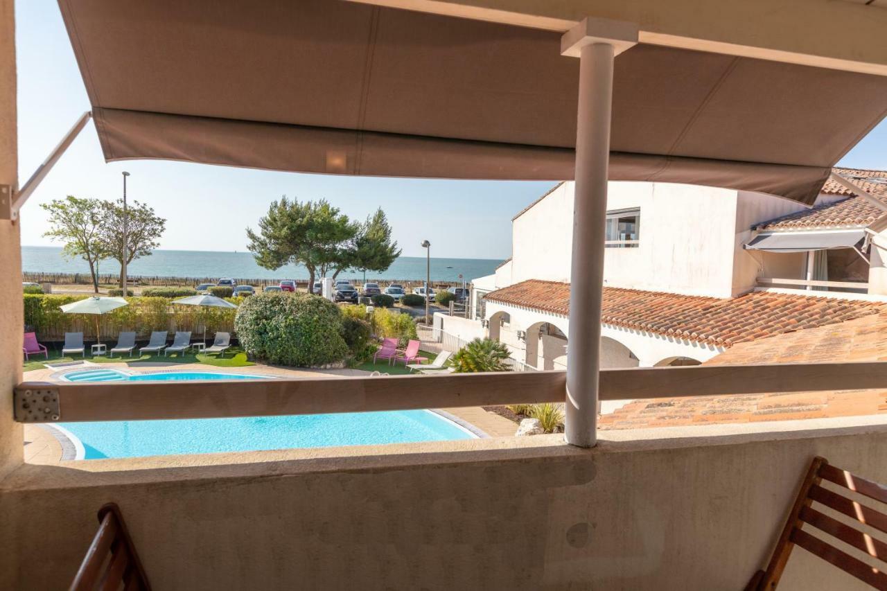 Hotel Restaurant Le Grand Large - Face A La Plage - Ile De Re Rivedoux-Plage Exterior foto